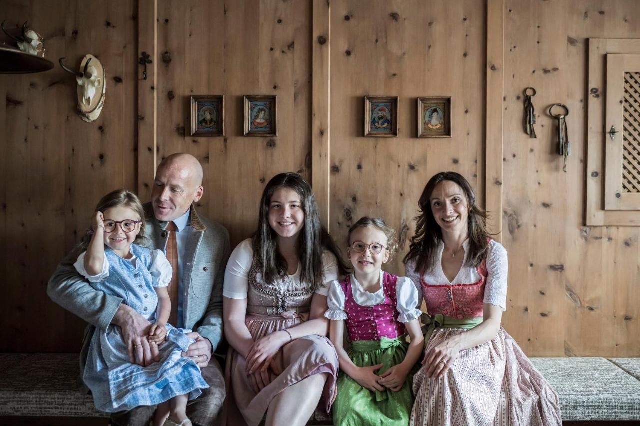 Post Alpina - Family Mountain Chalets ซานกานดิโด ภายนอก รูปภาพ