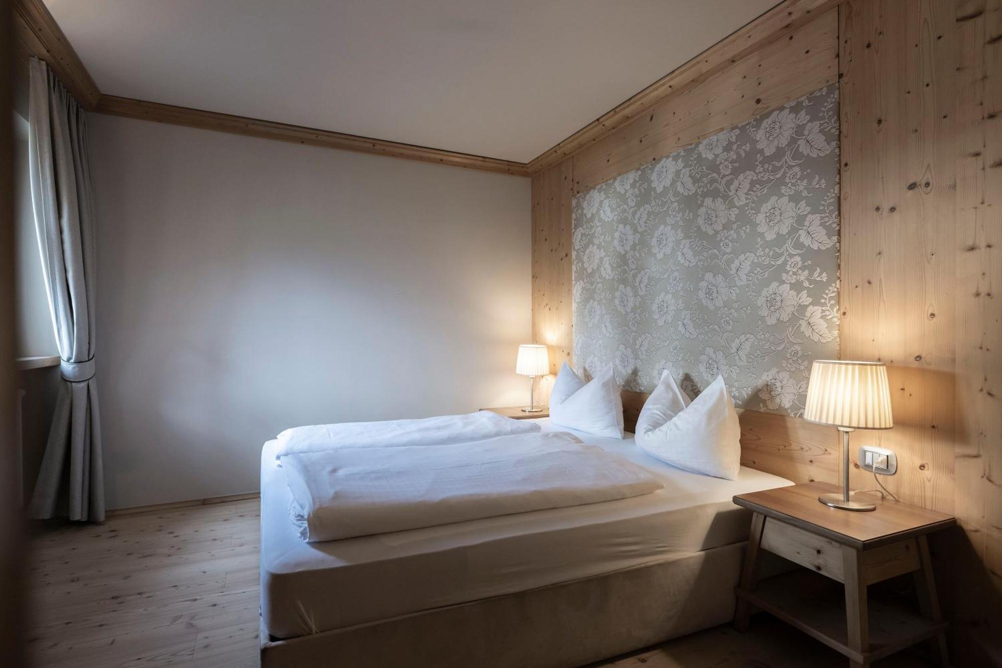 Post Alpina - Family Mountain Chalets ซานกานดิโด ภายนอก รูปภาพ