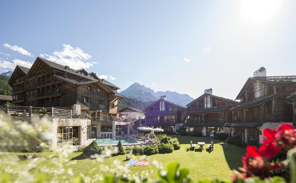 Post Alpina - Family Mountain Chalets ซานกานดิโด ภายนอก รูปภาพ