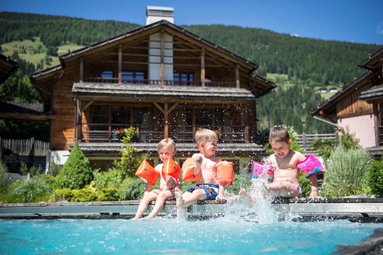 Post Alpina - Family Mountain Chalets ซานกานดิโด ภายนอก รูปภาพ